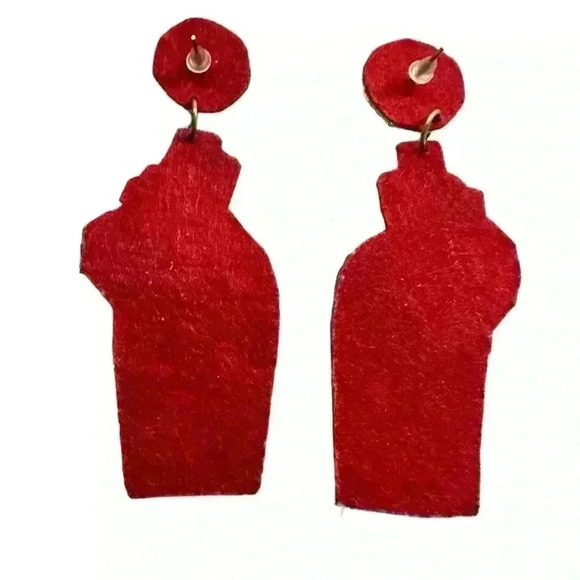 Chic Soul Let's Grab A Drink Earrings, Red Seed Beads Beaded (3.0x1.5in) - Picture 3 of 4